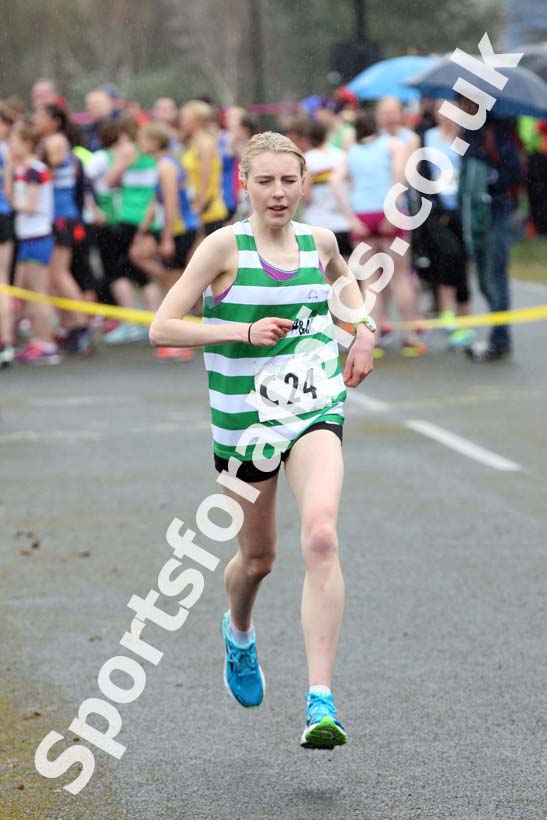 Senior womens relay, Elswick Good Friday Road Races. Photo: David T. Hewitson/Sports for All Pics